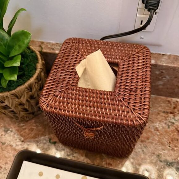 Rattan Tissue Box Cover, Square Wicker Facial Tissue Holder, Rounded Corners, Op - Picture 3 of 3
